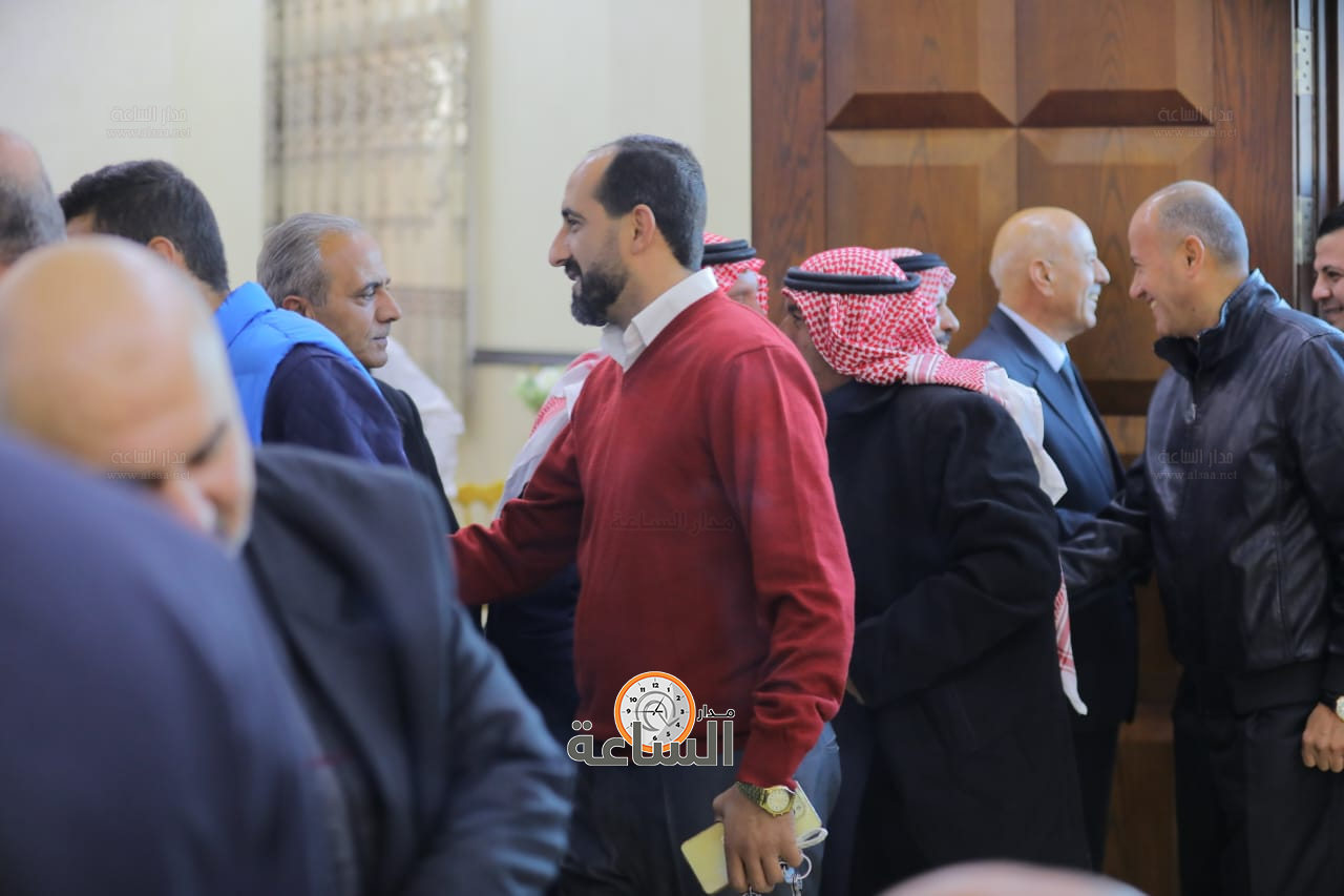 Madar Al-Saa Images 0.009699064959258763