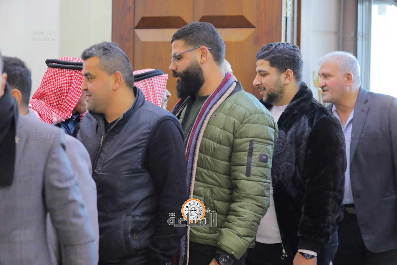 Madar Al-Saa Images 0.37025447322422655