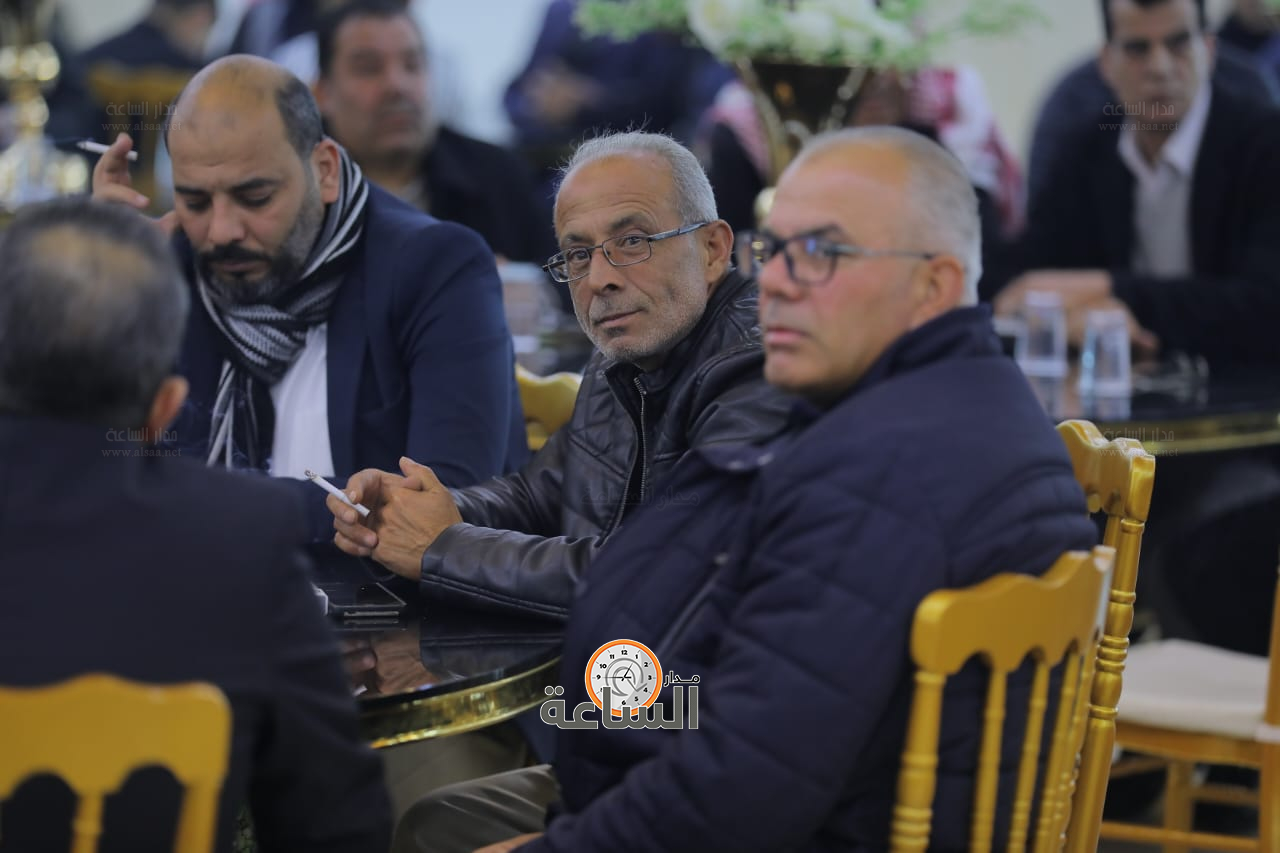 Madar Al-Saa Images 0.1748773435718196