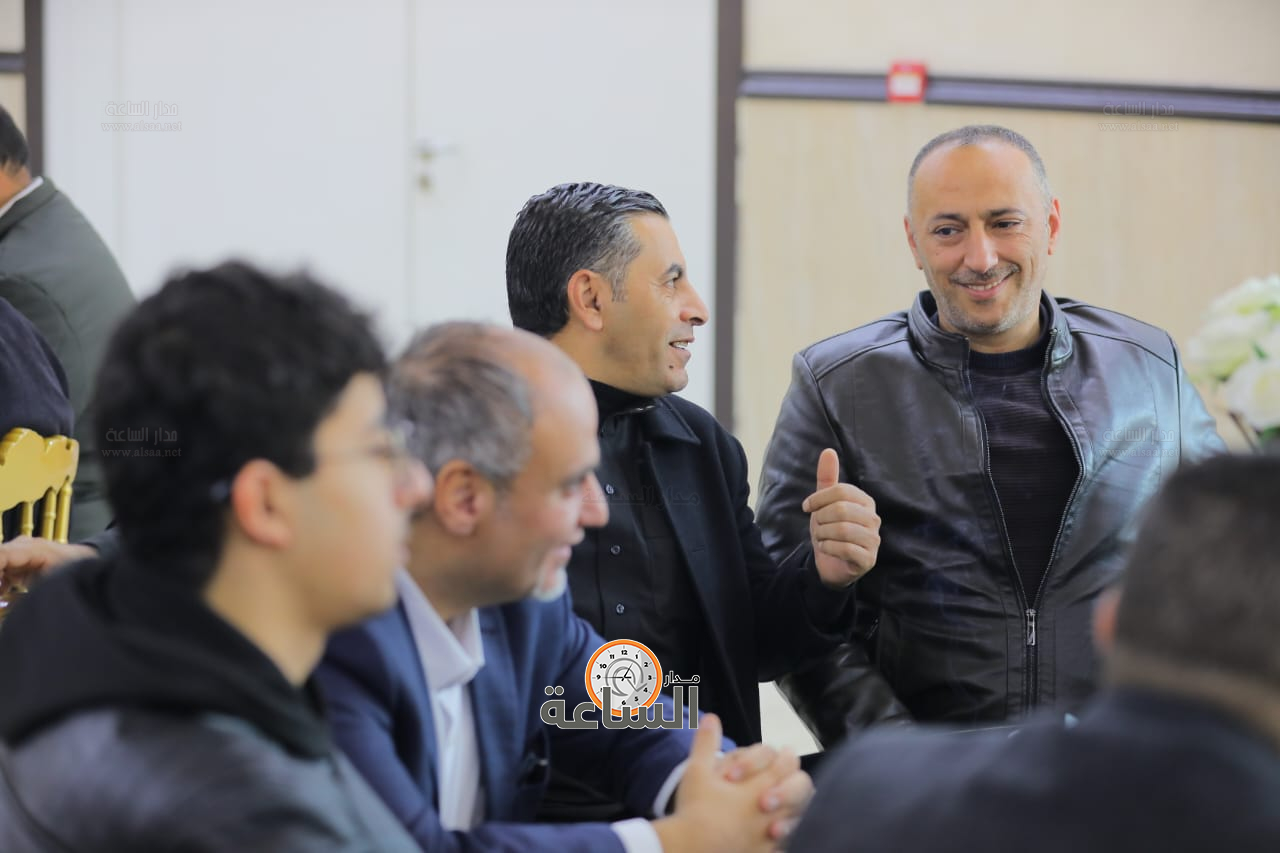 Madar Al-Saa Images 0.894735437329855