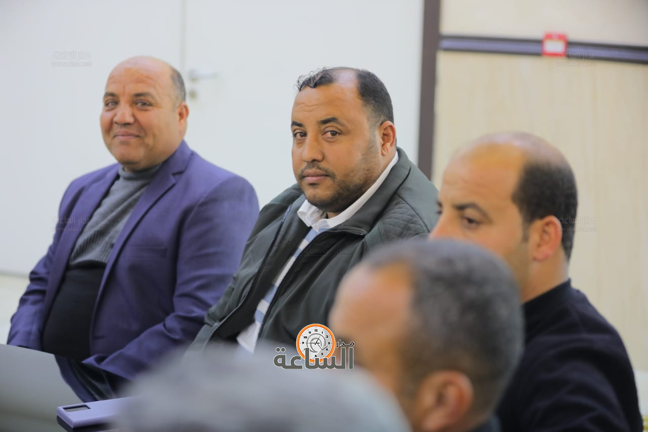 Madar Al-Saa Images 0.7724894007810921