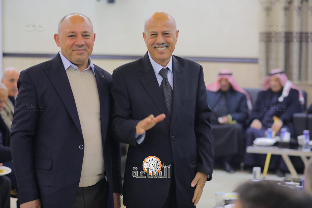 Madar Al-Saa Images 0.45947182576238776