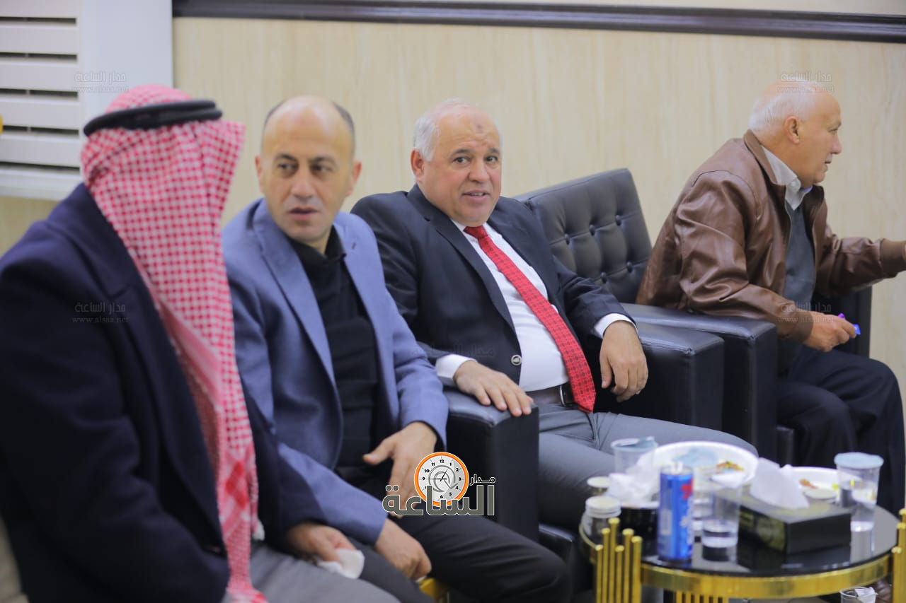 Madar Al-Saa Images 0.7786447589049776