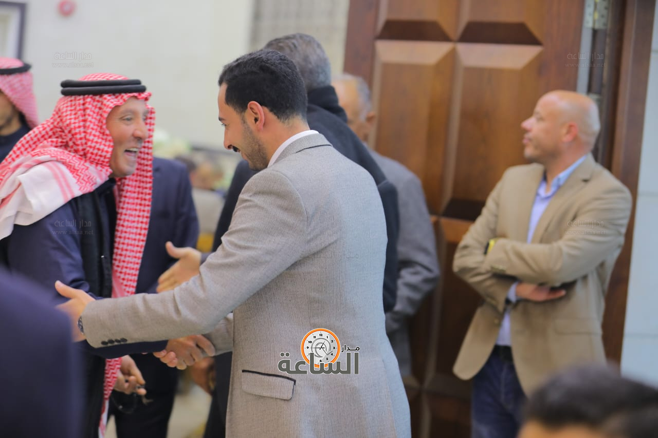 Madar Al-Saa Images 0.7526017336971549