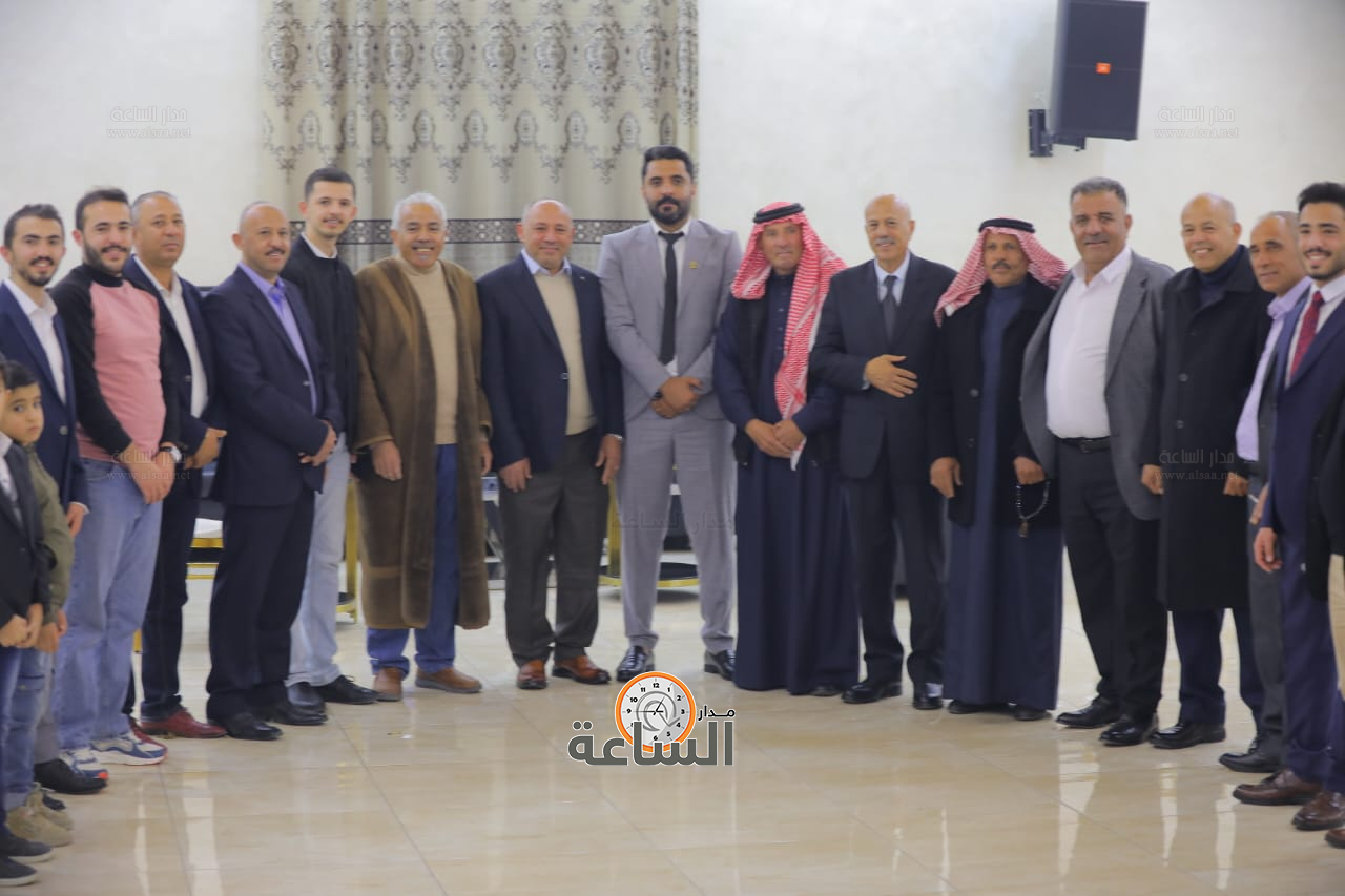 Madar Al-Saa Images 0.15433394614562168