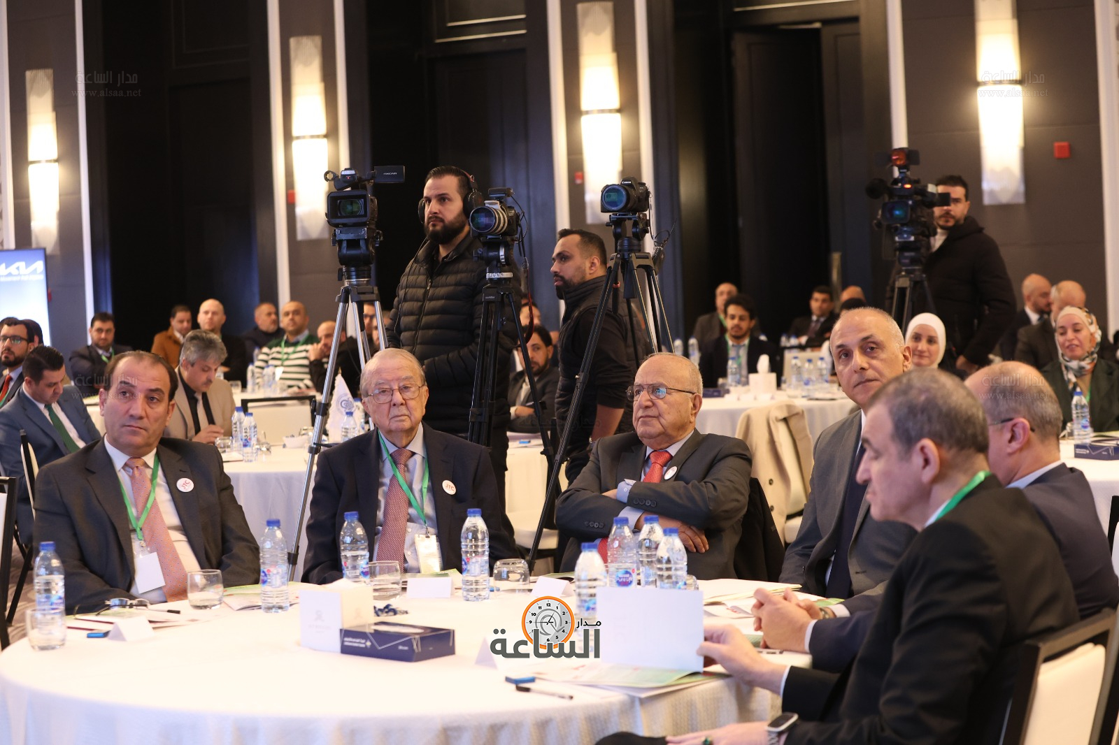 Madar Al-Saa Images 0.5217130661932061