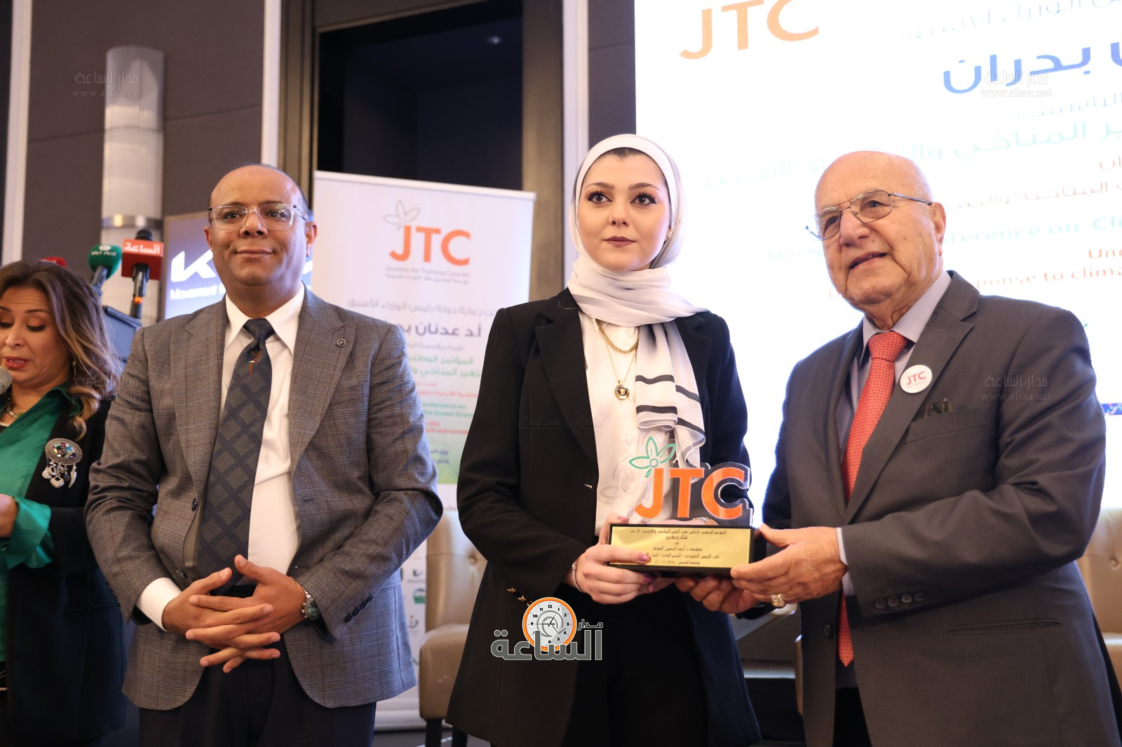 Madar Al-Saa Images 0.7302761560501576