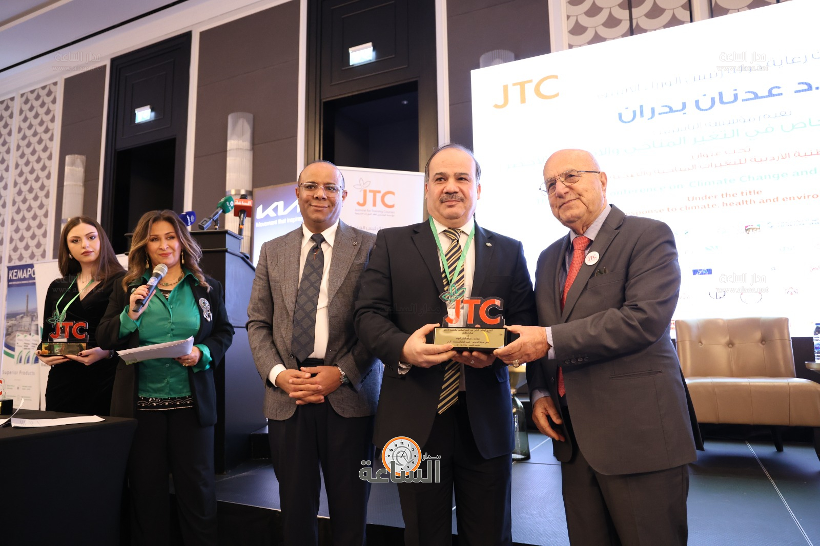 Madar Al-Saa Images 0.8275492402917282