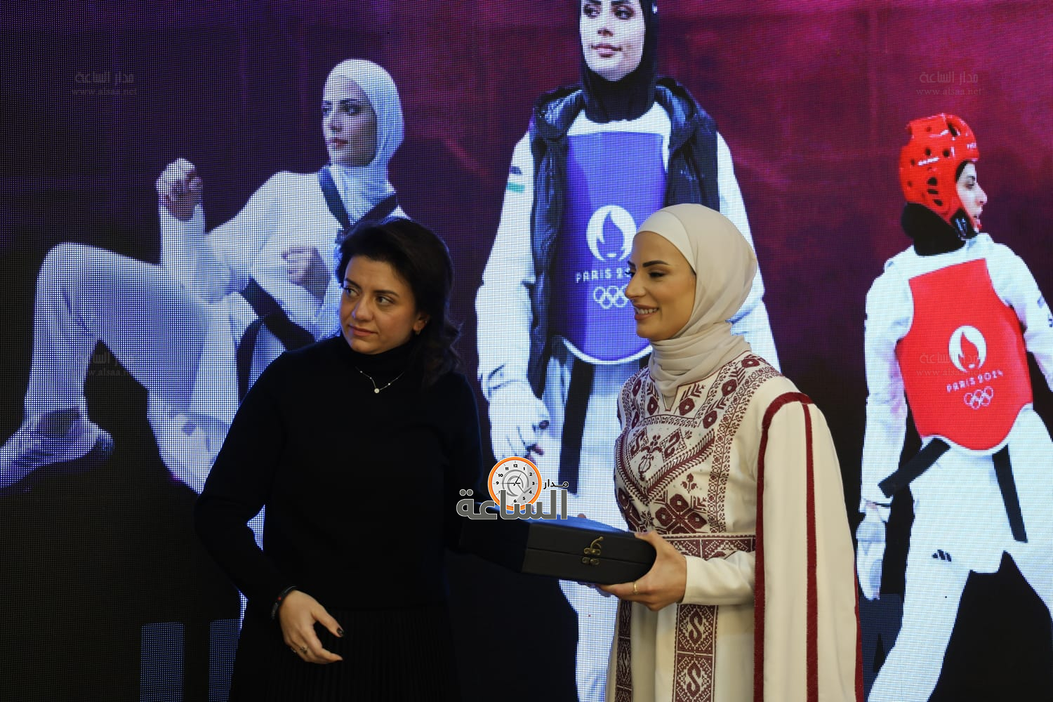 Madar Al-Saa Images 0.7634116635380082