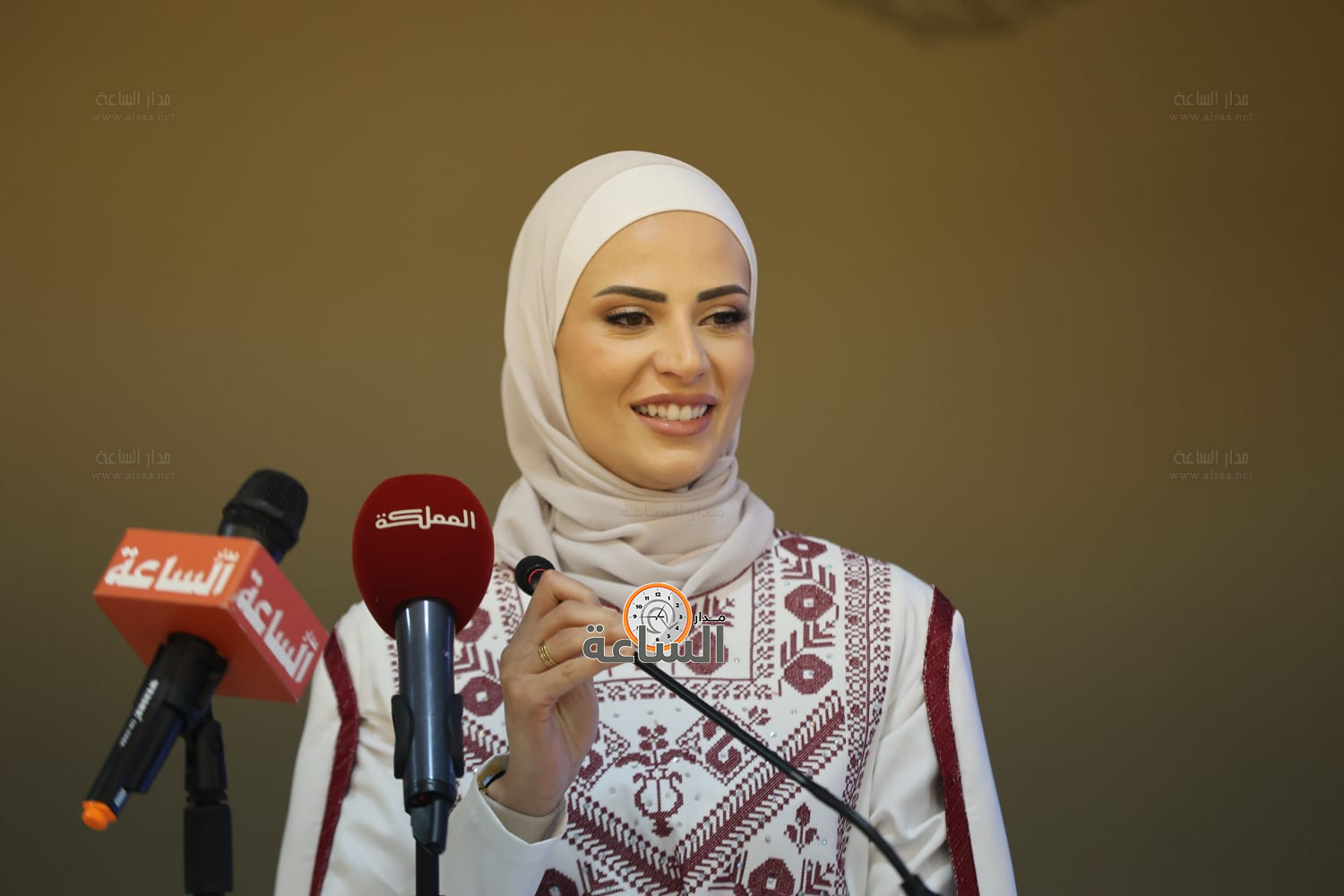 Madar Al-Saa Images 0.6055743112267995