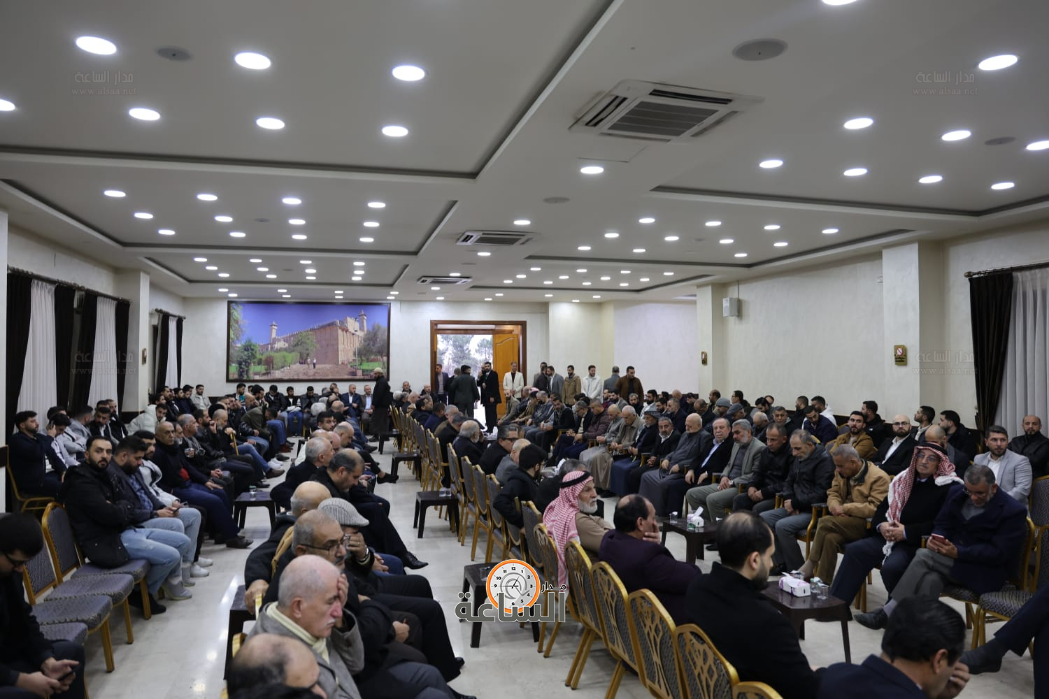 Madar Al-Saa Images 0.33819002325524505