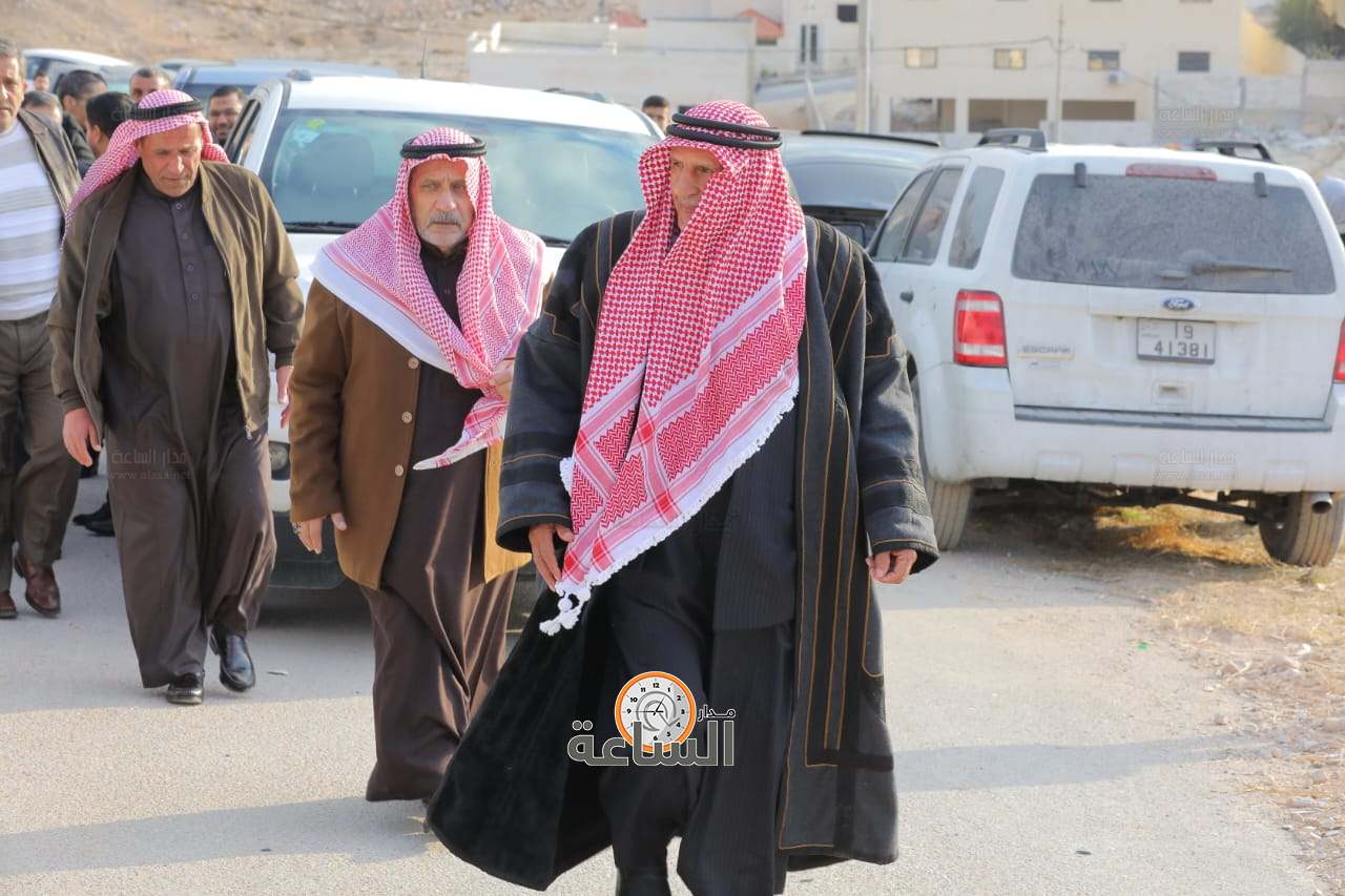 Madar Al-Saa Images 0.16116715189333086