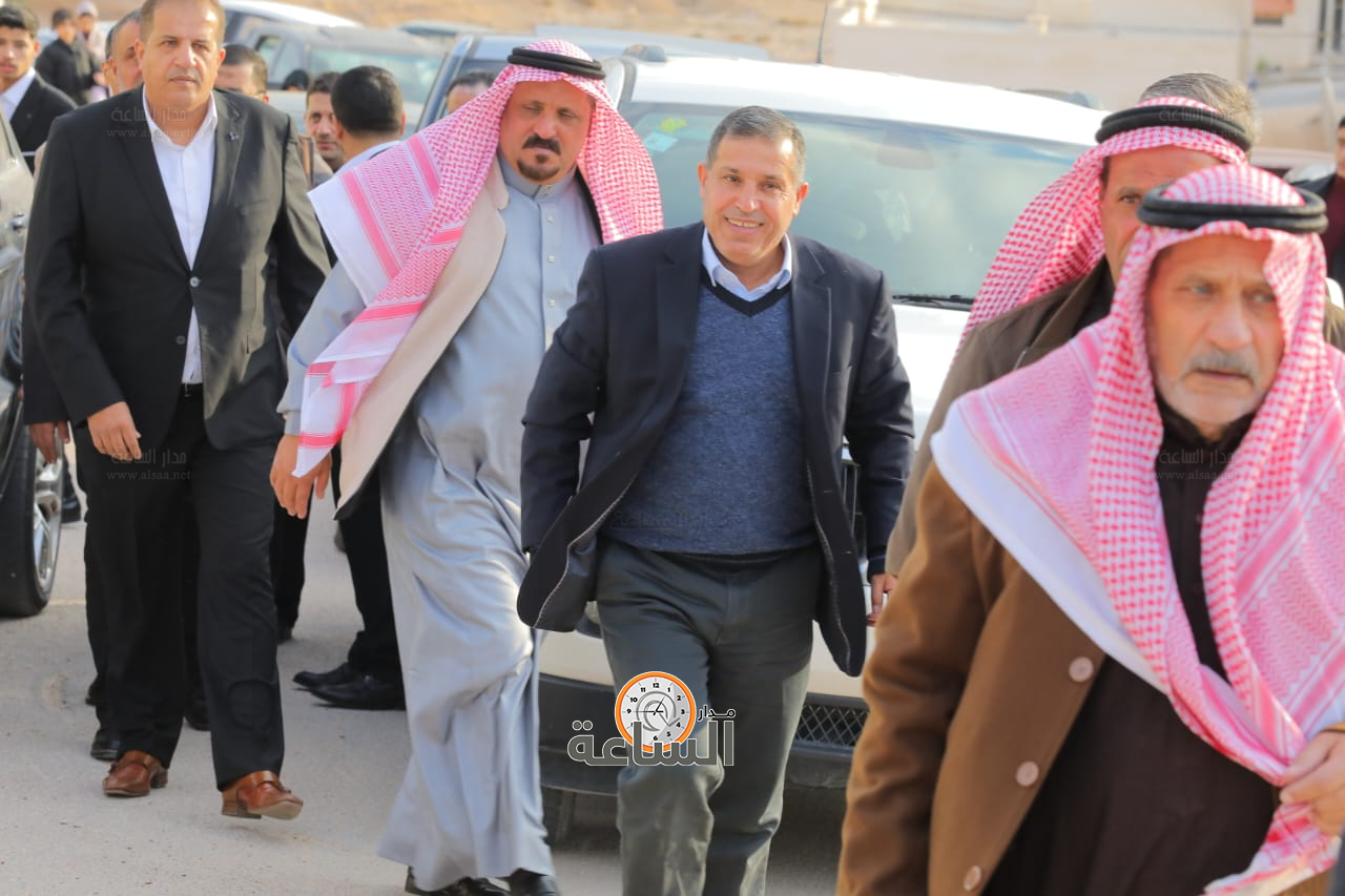 Madar Al-Saa Images 0.4839494970473157