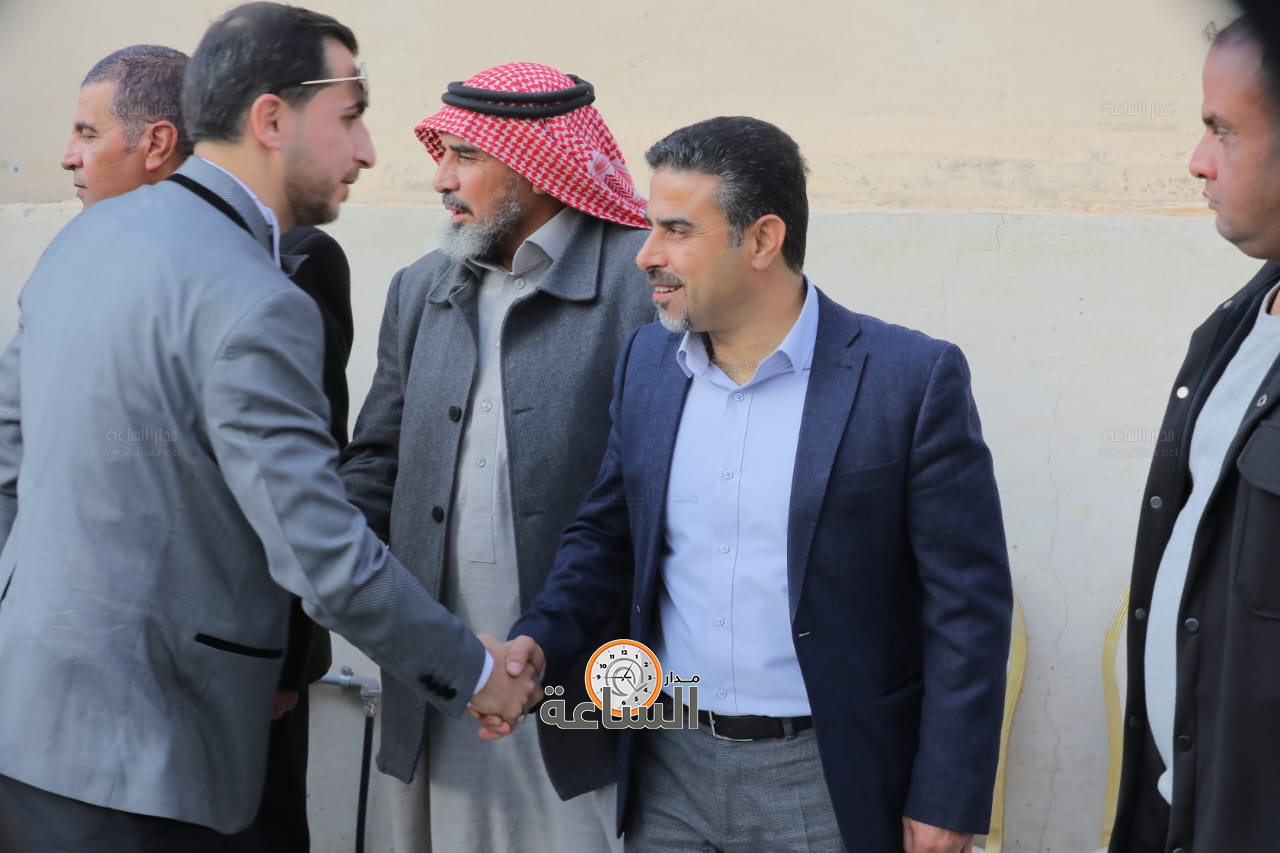 Madar Al-Saa Images 0.17579798756437492