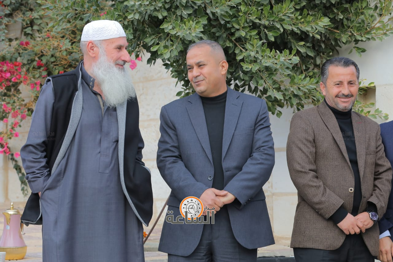 Madar Al-Saa Images 0.44555162590982667