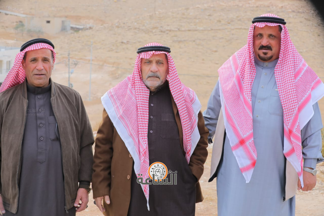 Madar Al-Saa Images 0.20986563646978973