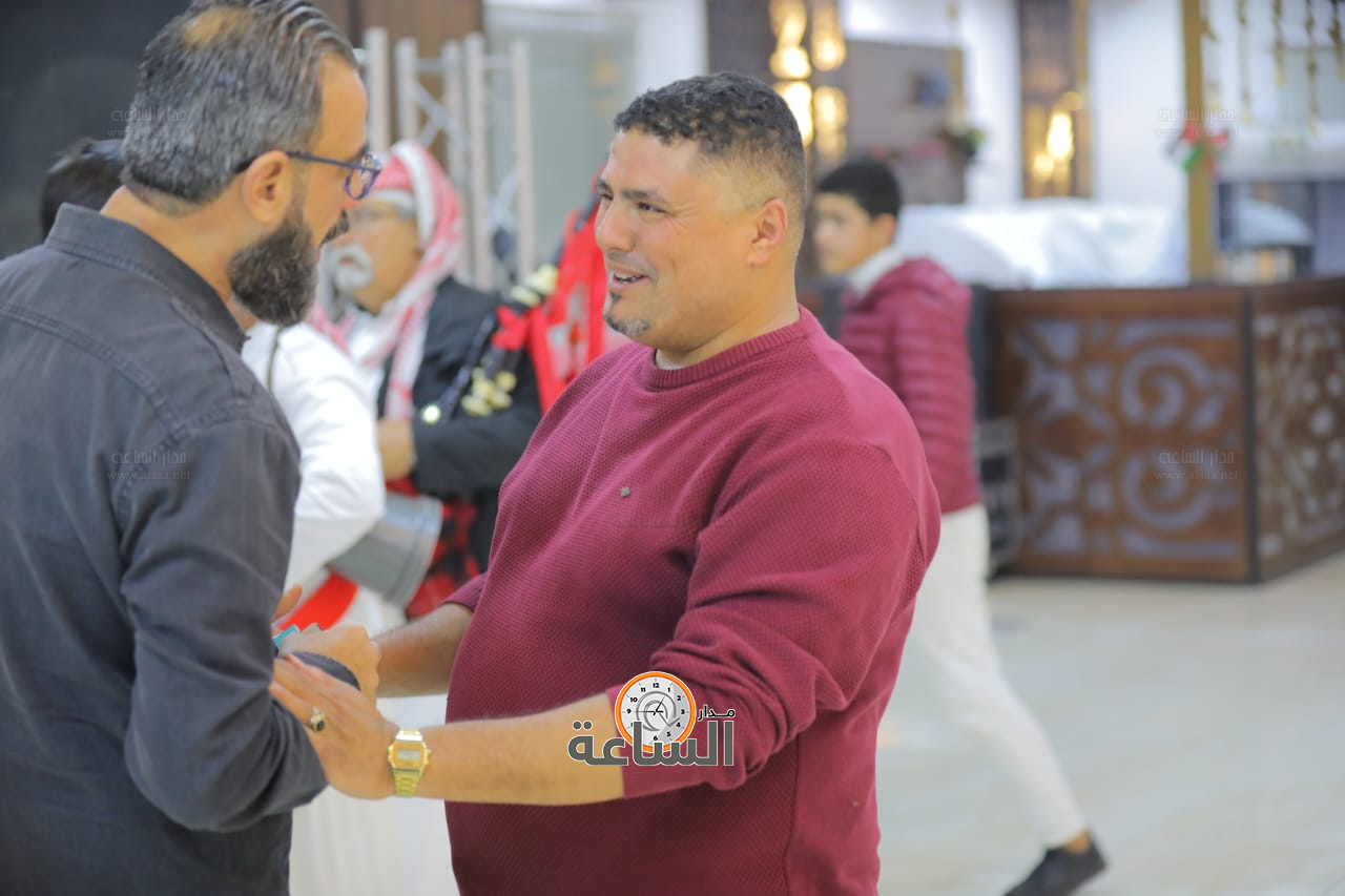 Madar Al-Saa Images 0.39966844368887555