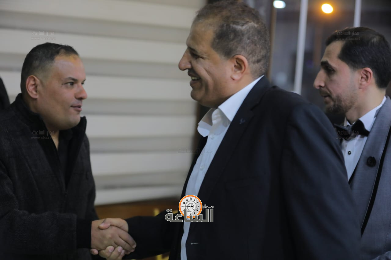 Madar Al-Saa Images 0.5022836599660341