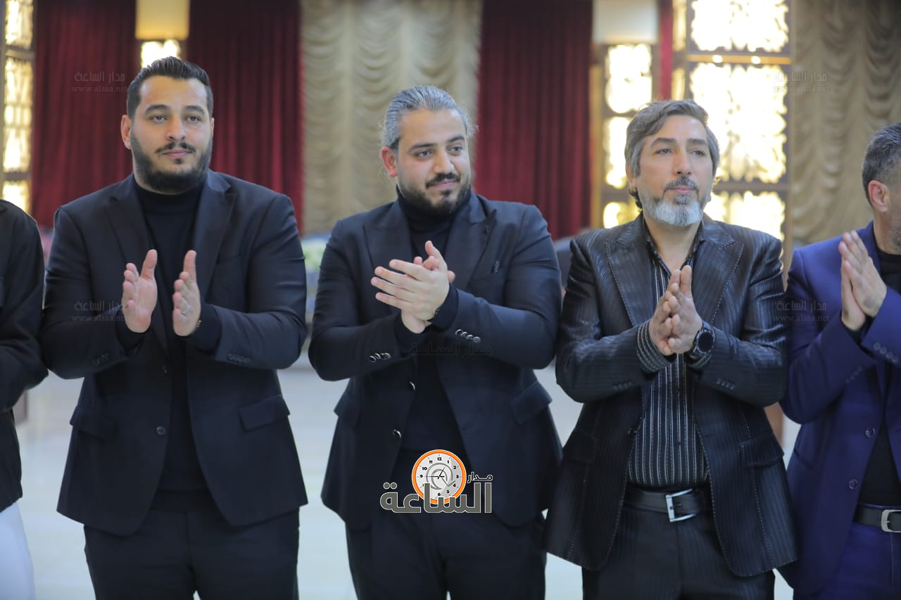 Madar Al-Saa Images 0.9781495280633894