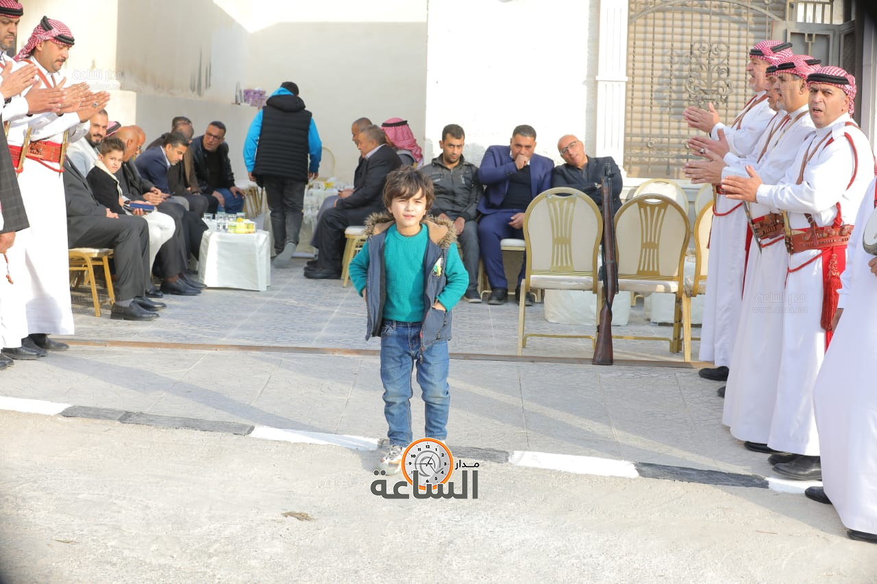 Madar Al-Saa Images 0.9288300878681701