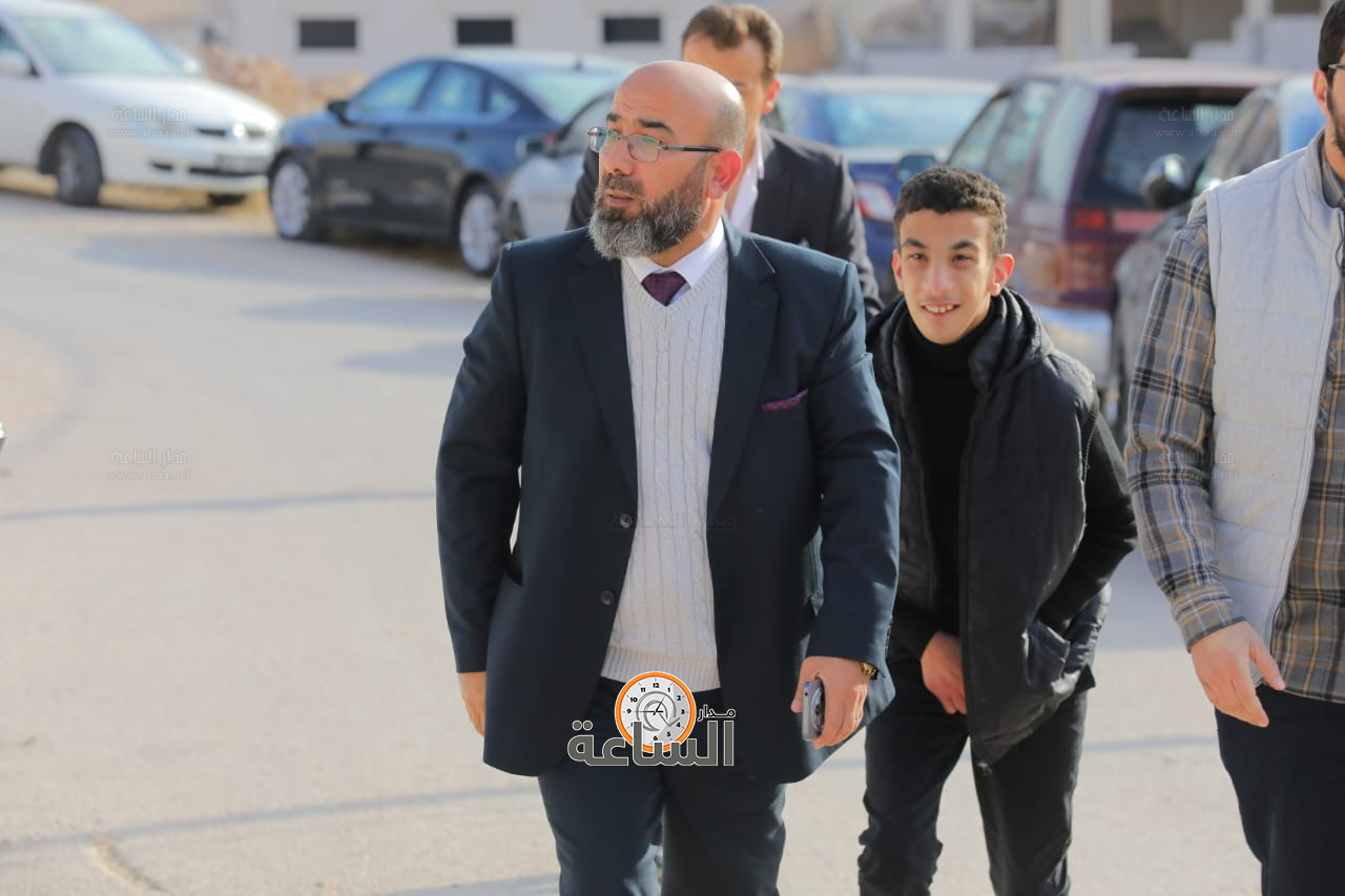 Madar Al-Saa Images 0.17570716050529178