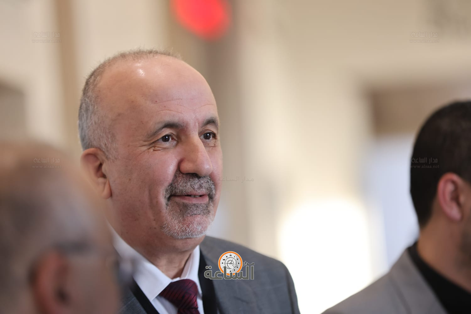 Madar Al-Saa Images 0.8976986106567504