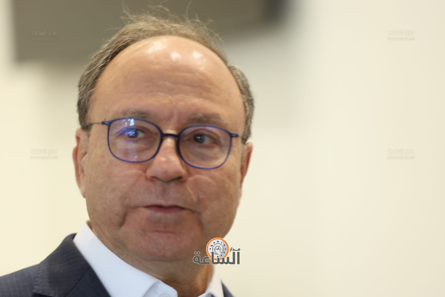 Madar Al-Saa Images 0.09412381446848772