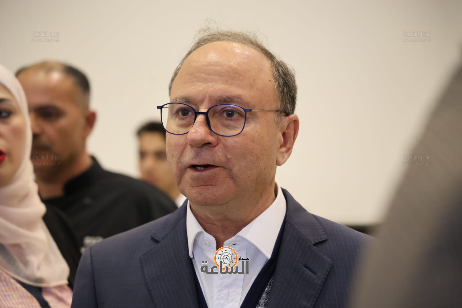 Madar Al-Saa Images 0.19671366498962772