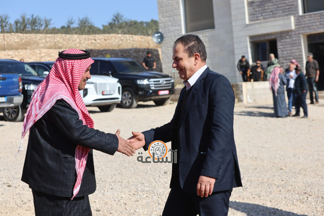 Madar Al-Saa Images 0.5093051308064585