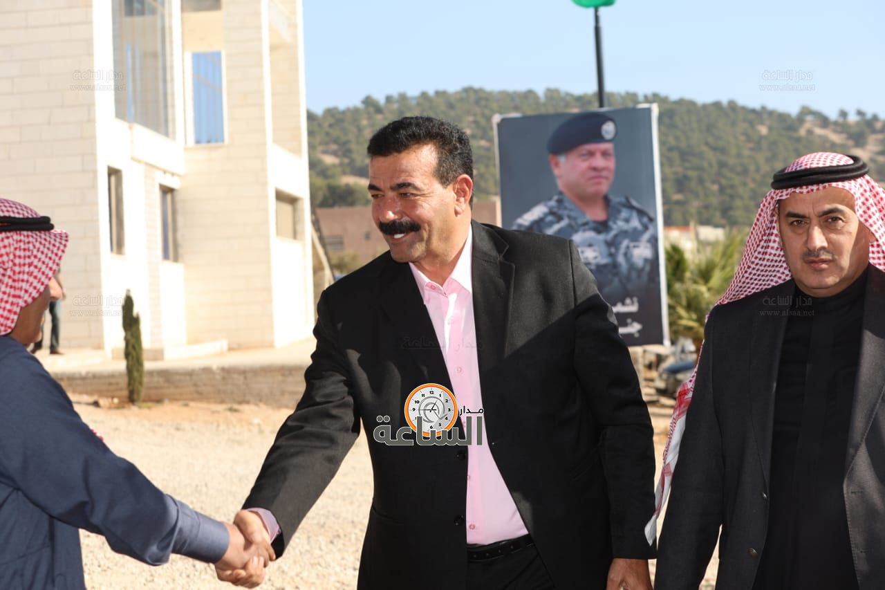 Madar Al-Saa Images 0.9947156796900047