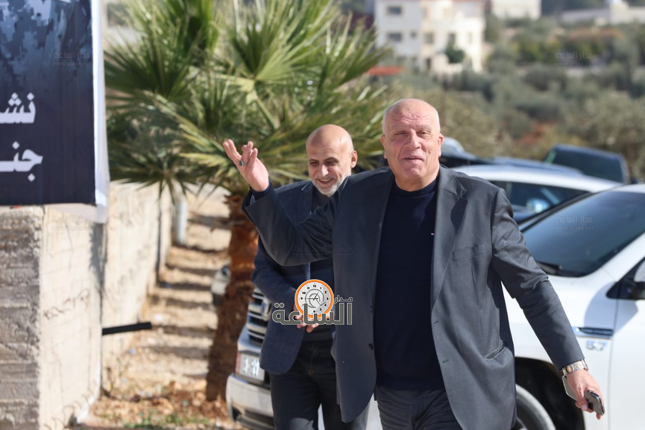 Madar Al-Saa Images 0.9325883409130205