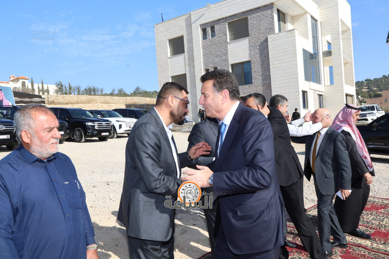 Madar Al-Saa Images 0.9731037445152677