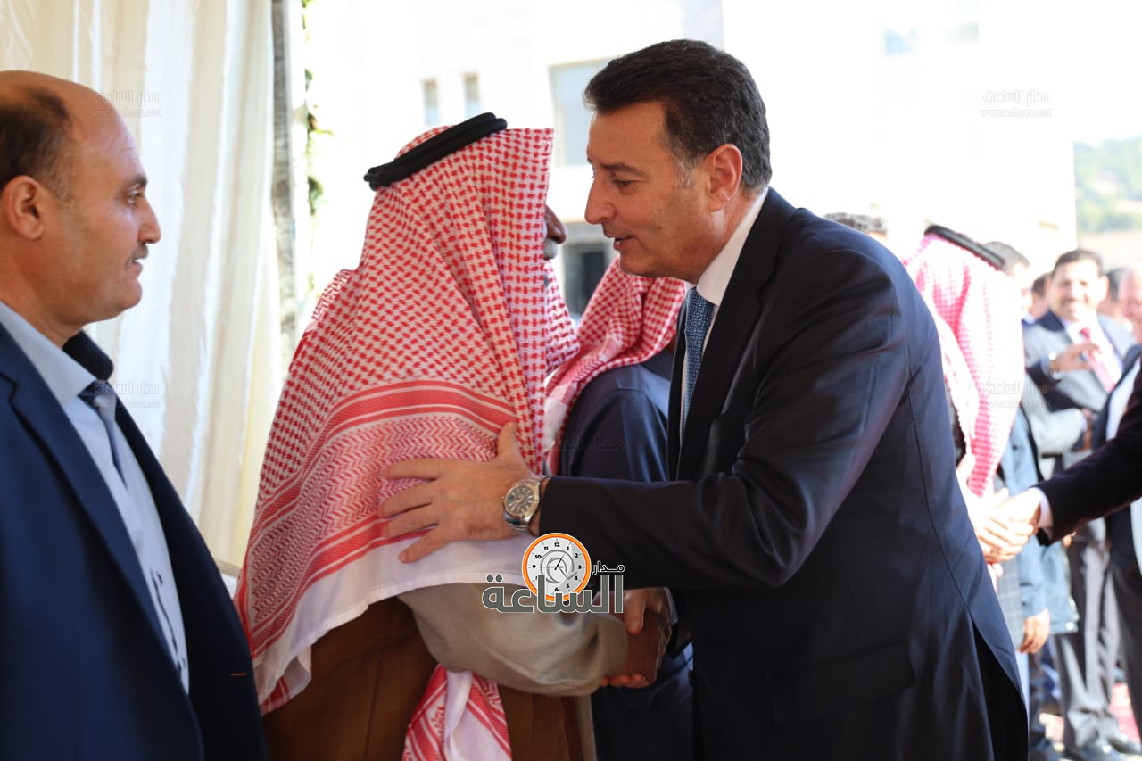 Madar Al-Saa Images 0.872637752124199