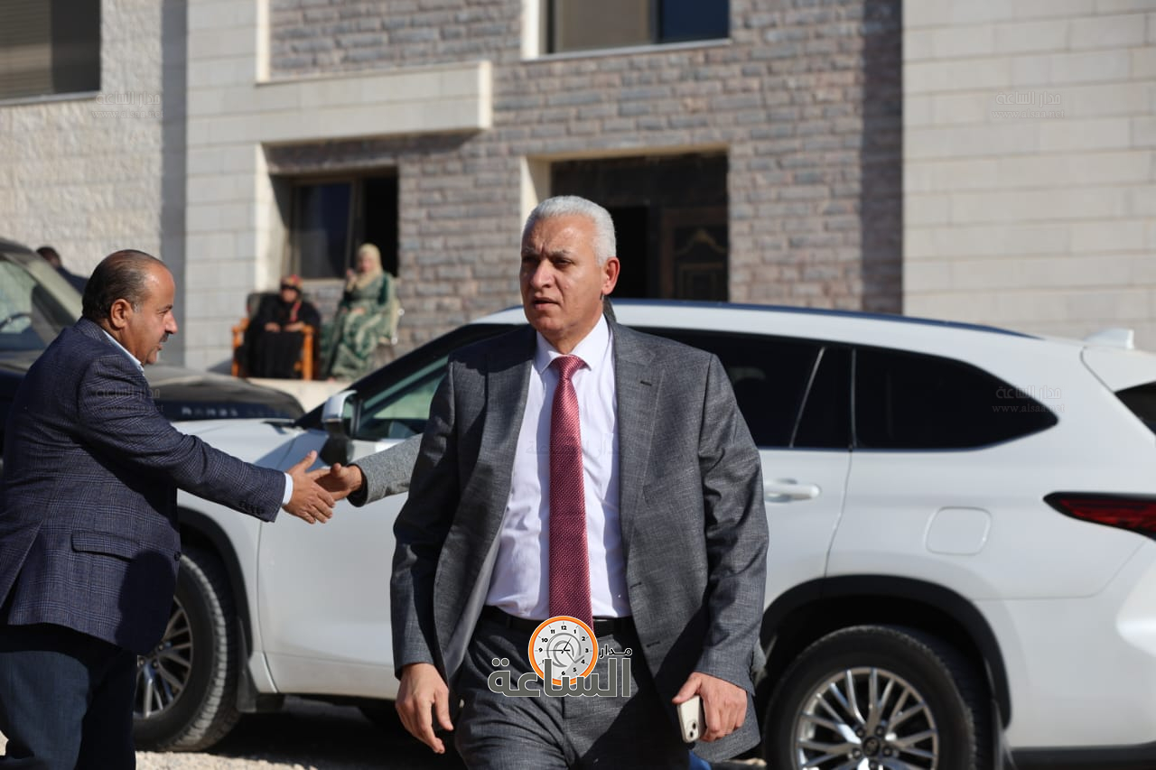 النائب حسين العموش