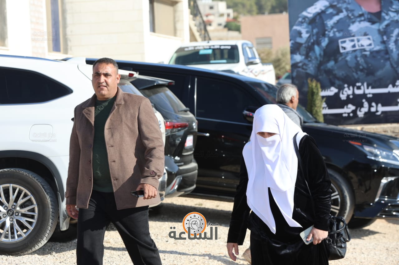 Madar Al-Saa Images 0.35427152028617725