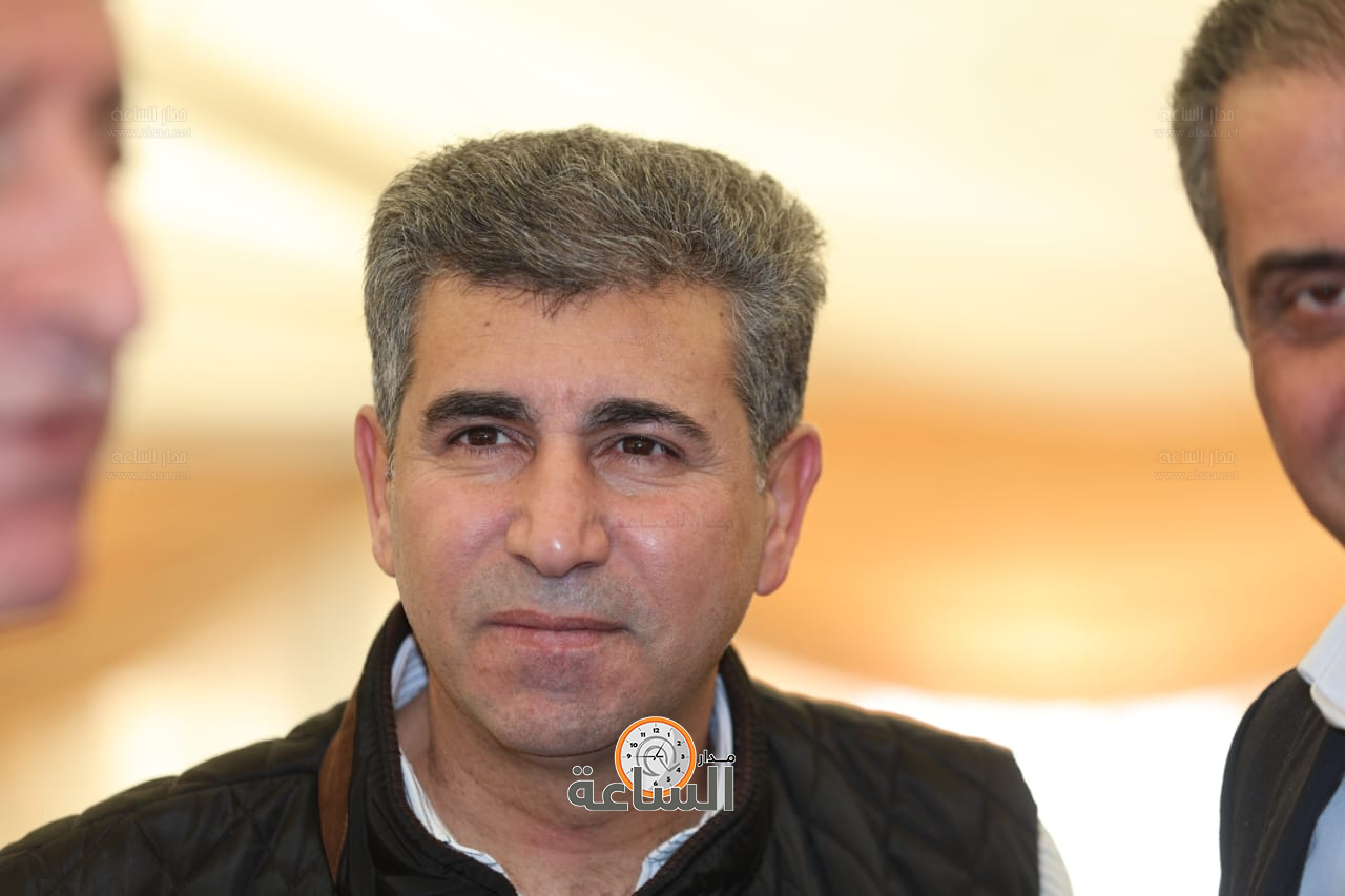 Madar Al-Saa Images 0.3842782064525325