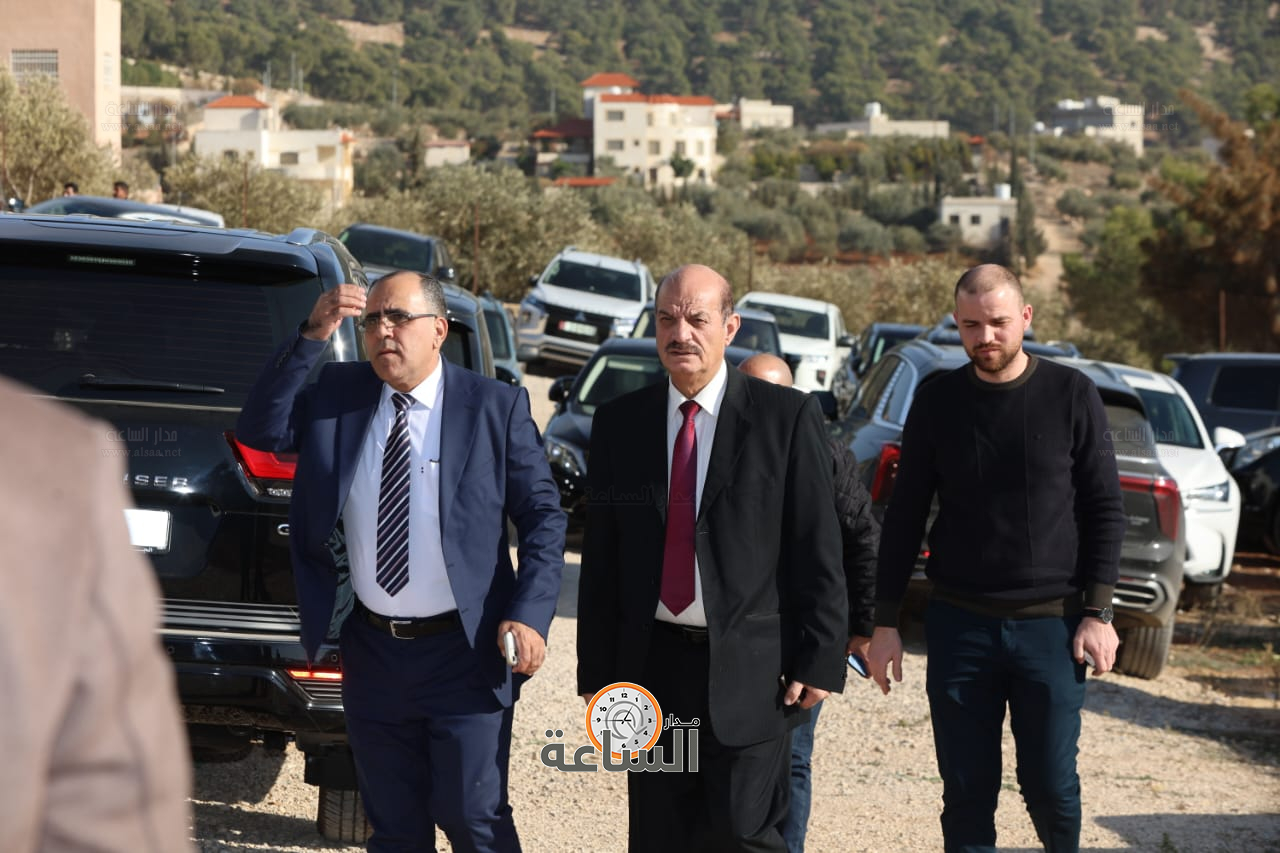 Madar Al-Saa Images 0.2216204260900807