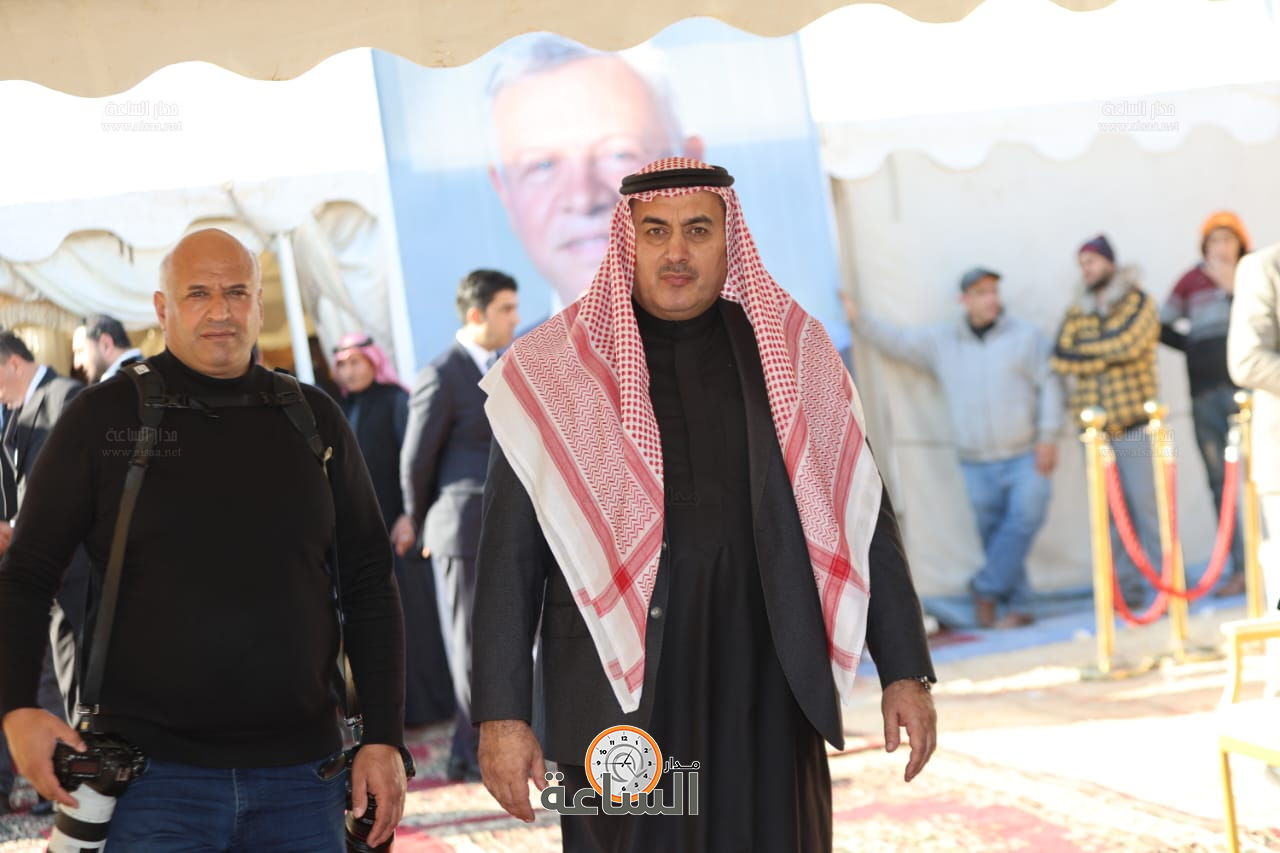 Madar Al-Saa Images 0.08348723140496483