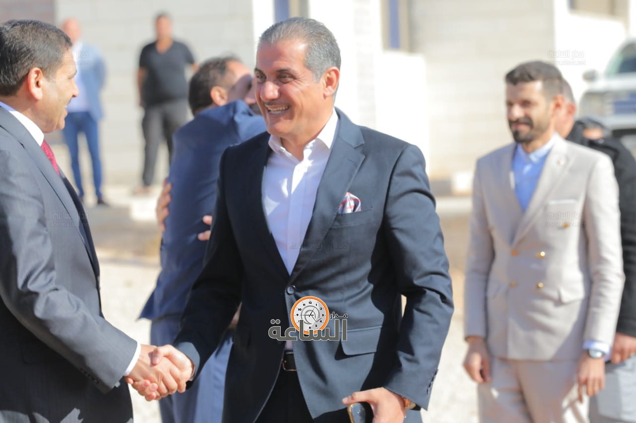 Madar Al-Saa Images 0.00446236133240574