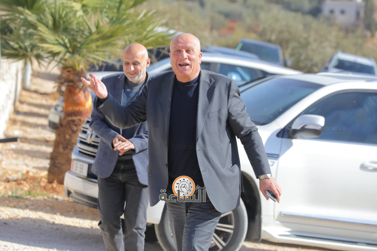 Madar Al-Saa Images 0.6365445706798618