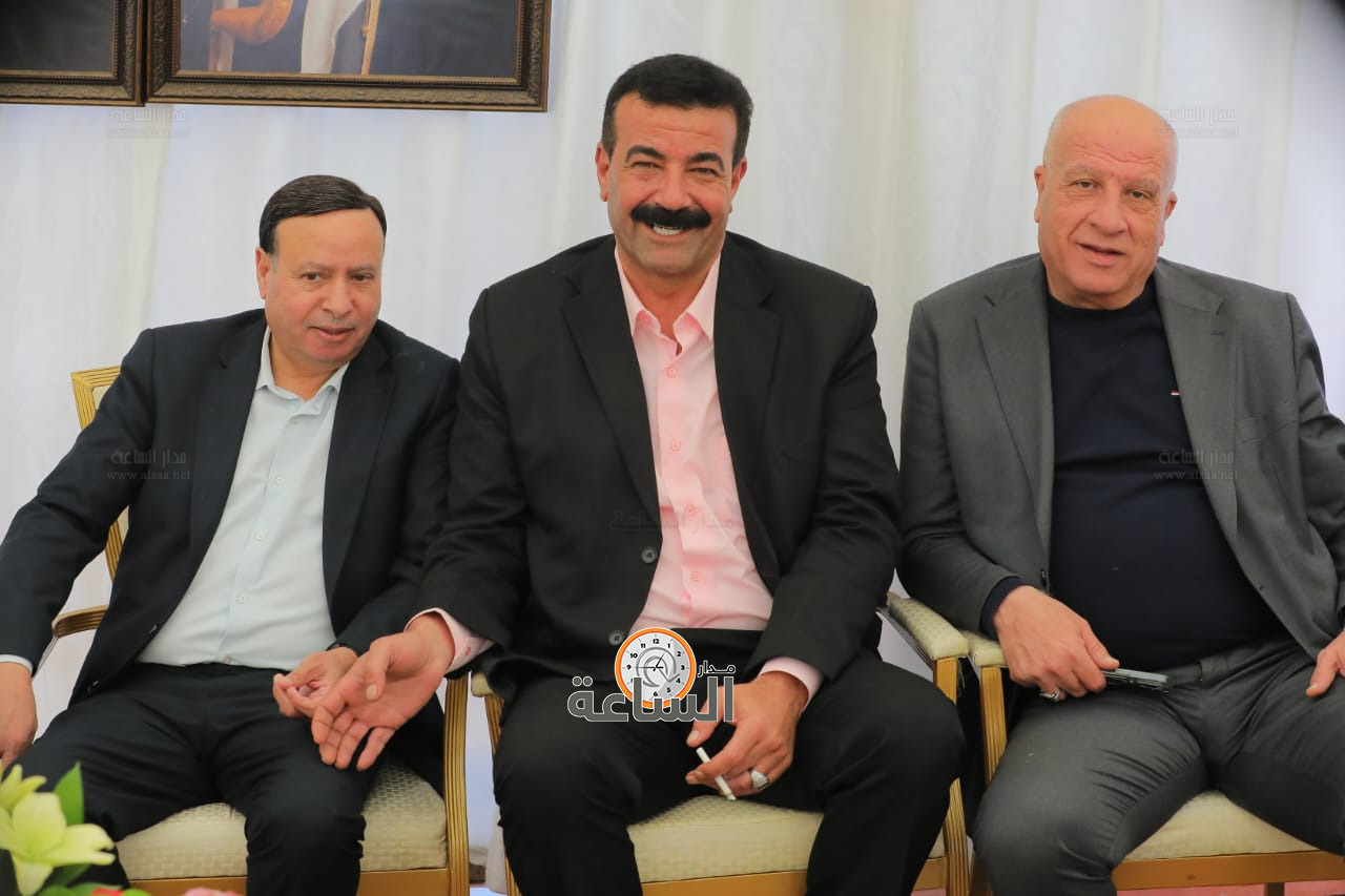 Madar Al-Saa Images 0.004287122566108081