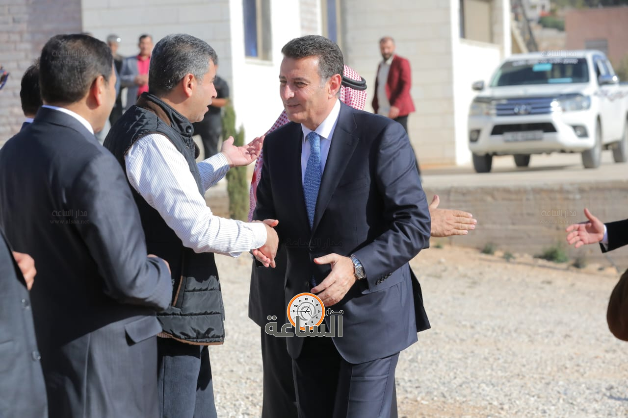 Madar Al-Saa Images 0.7697269508229889