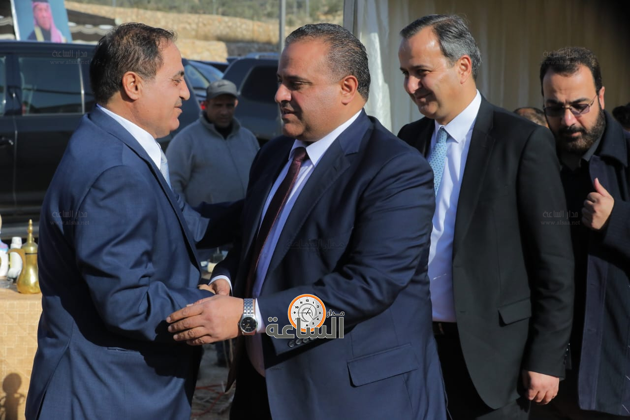 Madar Al-Saa Images 0.45861355780888635