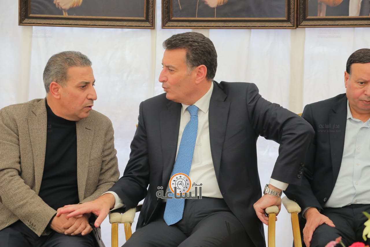 Madar Al-Saa Images 0.35987456553159936