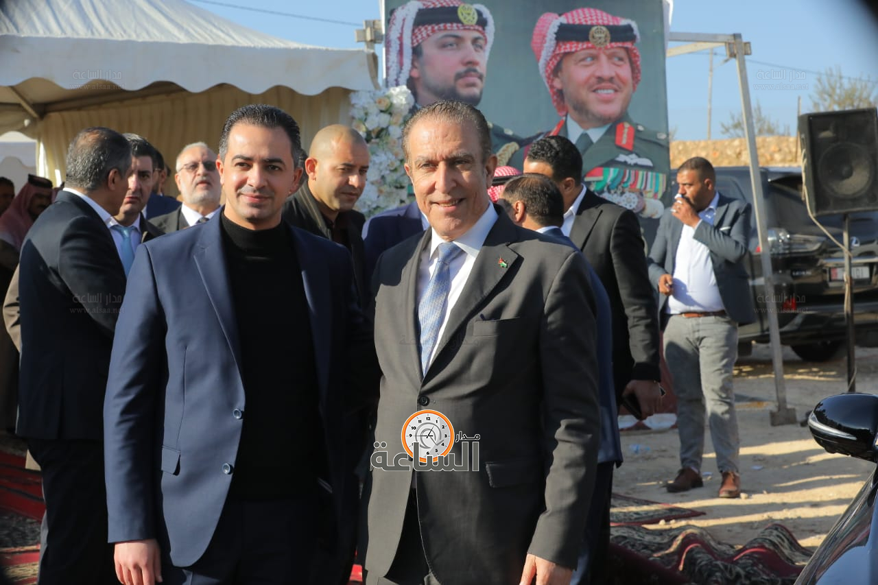 Madar Al-Saa Images 0.3715255568367426