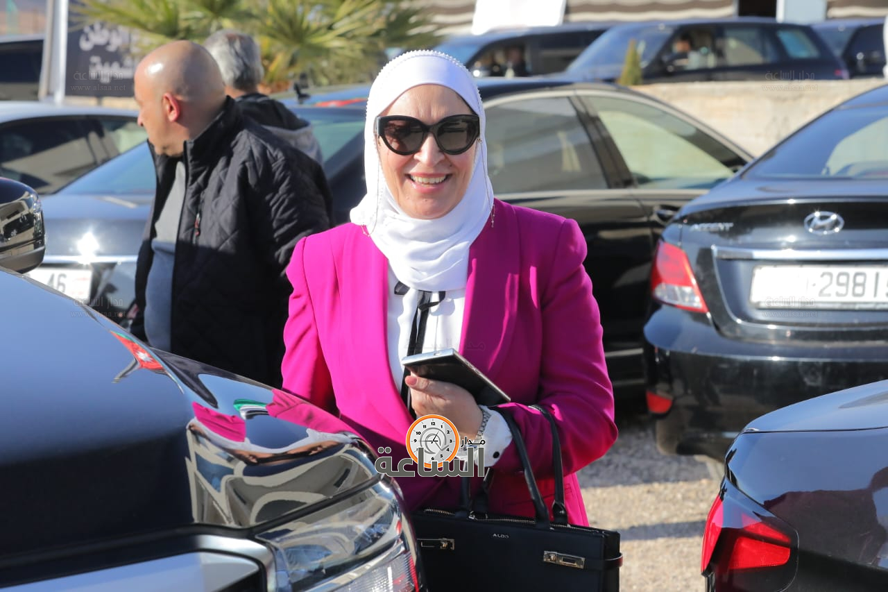 Madar Al-Saa Images 0.3076403000415313