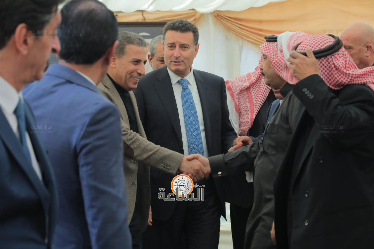 Madar Al-Saa Images 0.38874135536568843