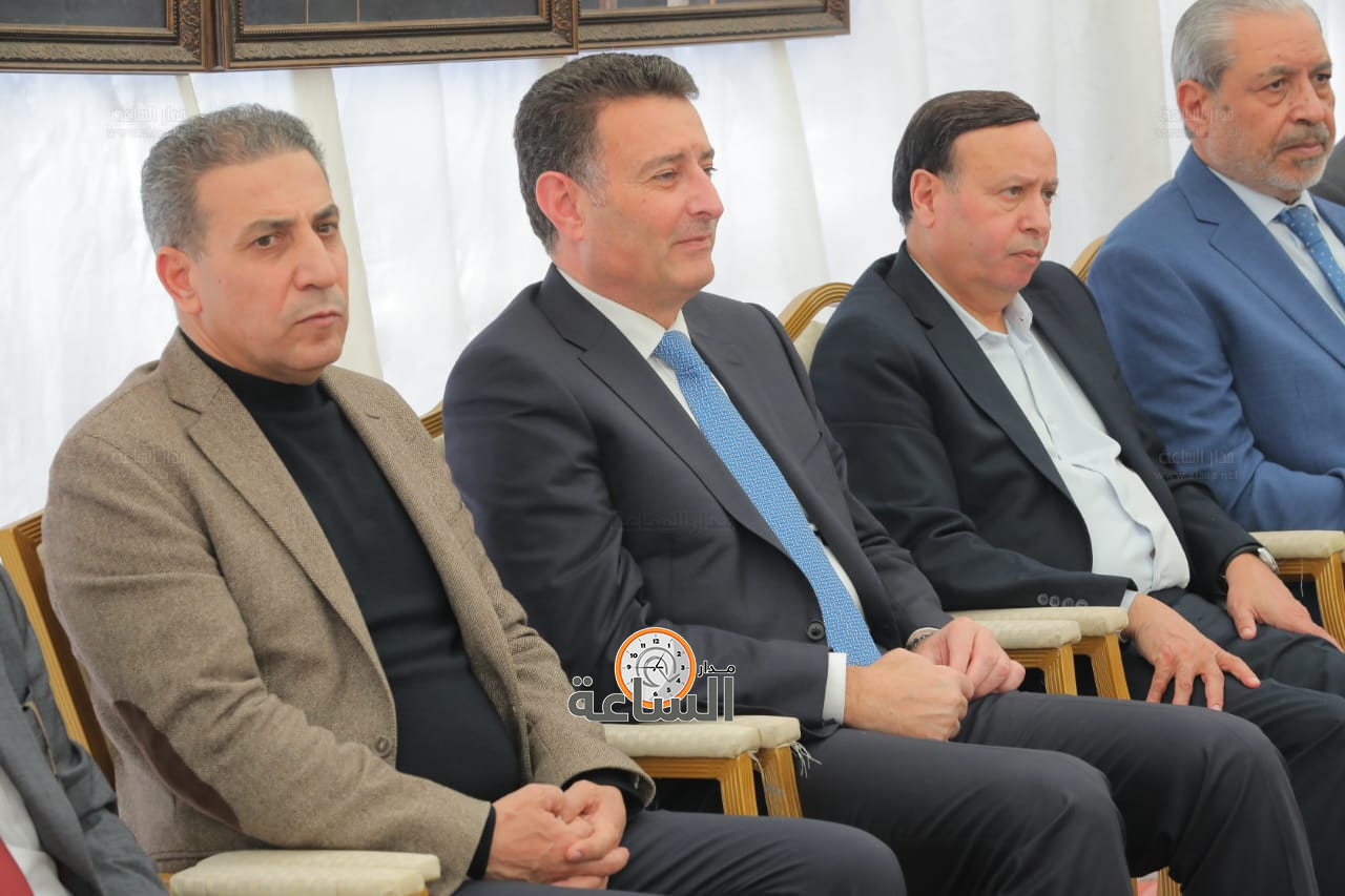 Madar Al-Saa Images 0.04504947518649782