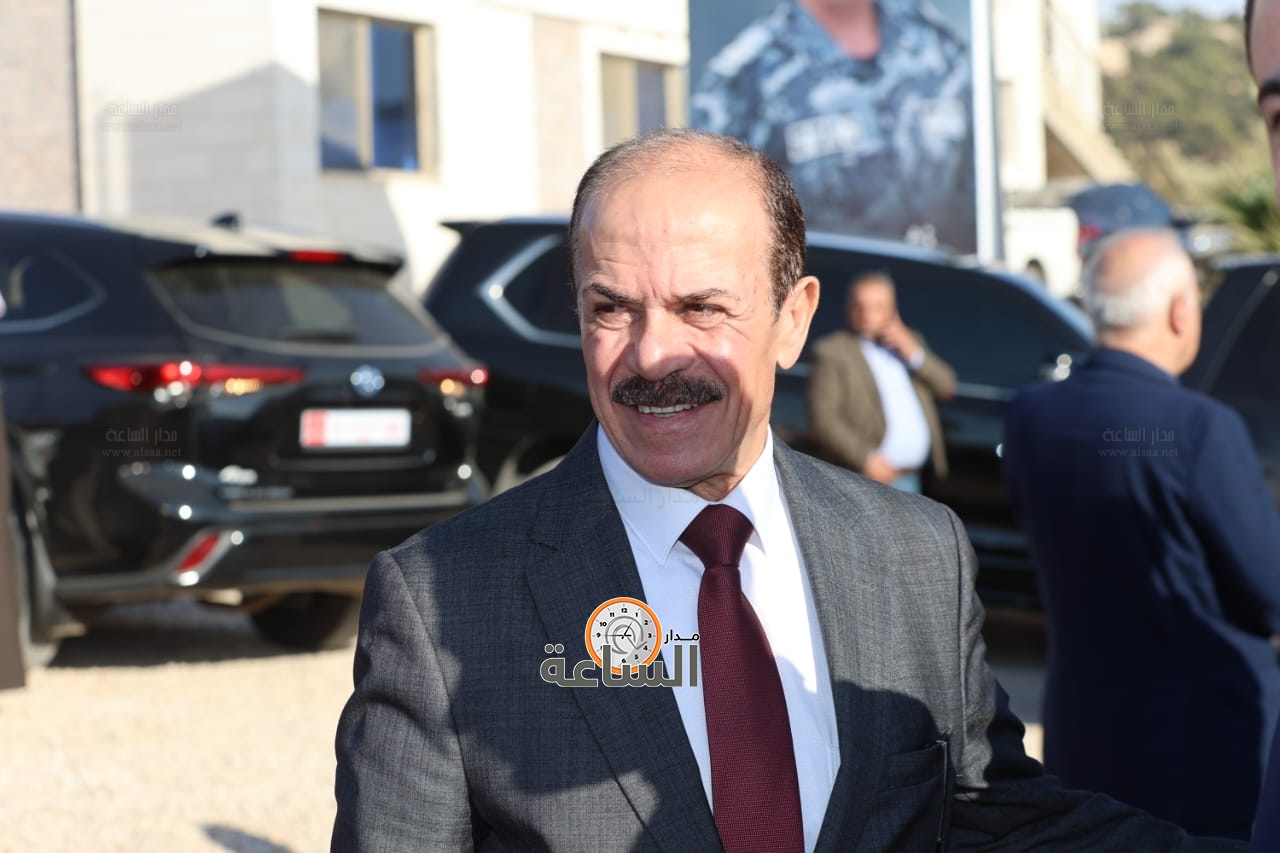 Madar Al-Saa Images 0.5337606461414695