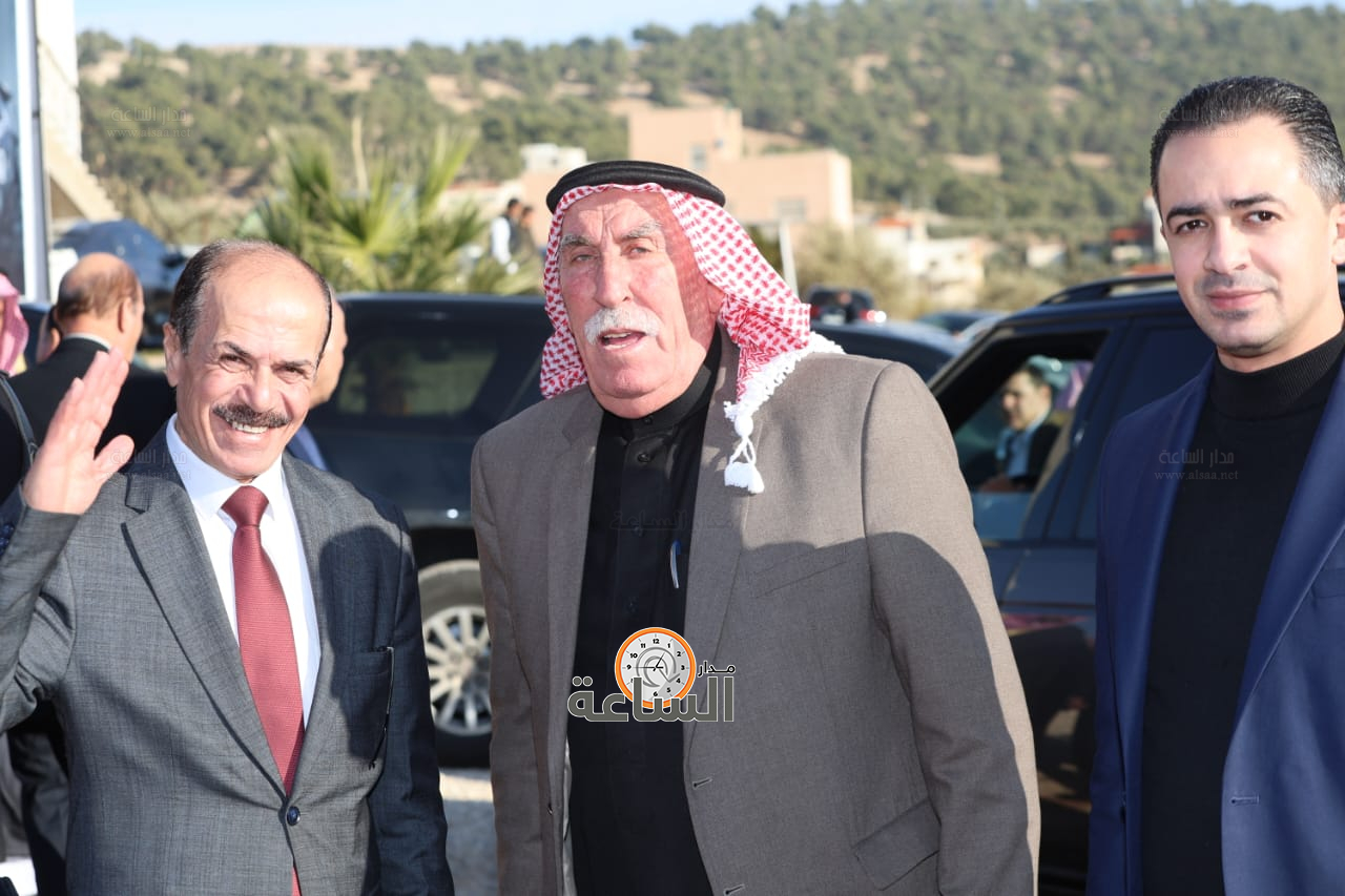 Madar Al-Saa Images 0.09213250359323388